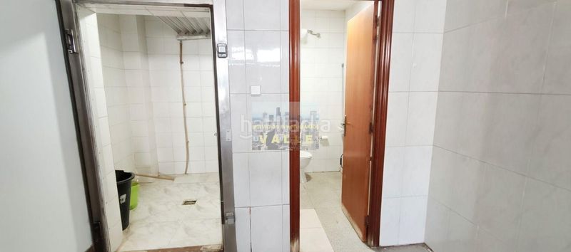 Foto e7f2648d-1ac5-43ce-ad81-c4a09482c3ea. Local comercial a Corrales de Buelna (Los)