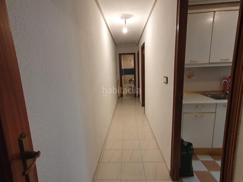 Foto 70bfe2c1-fddb-4e4b-a8ea-808f030037e8. Lloguer pis amb calefacció aparcament a Centro Puertollano