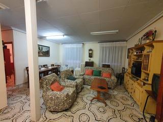 Casa a Almodóvar del Campo. Ref.2361.se vende edificio familiar en almodóvar del campo