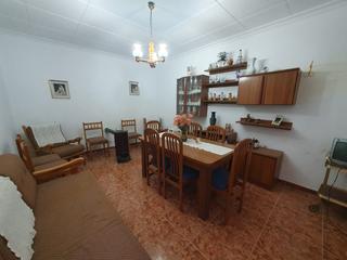 Maison à Centro. Ref. 2469. casa en venta en zona centro