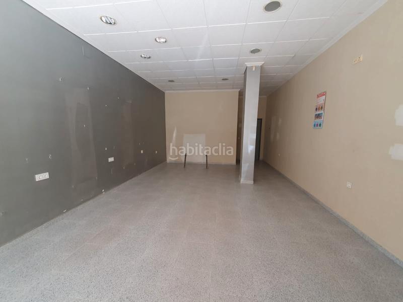 Foto 5bebd6cd-715a-4d89-a45b-d8424b91d3e5. Location local commercial dans Centro Puertollano