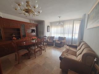Pis a Centro. Ref. 2489. piso venta zona avda 1º de mayo