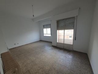 Pis a Centro. Ref. 2496. piso en venta en zona centro