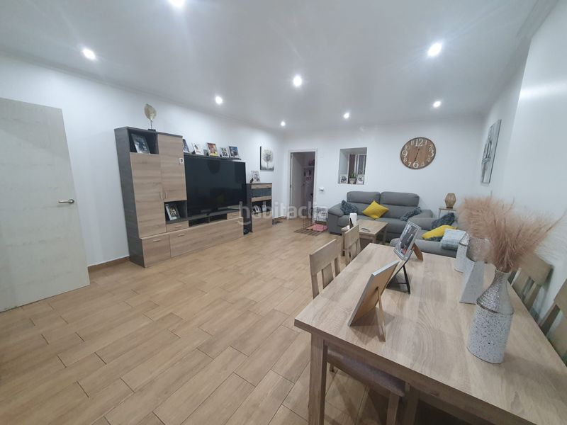 Foto e25574a4-c676-4411-b31c-ab8547850c7f. Casa aparellada amb calefacció a Las Mercedes - El Carmen Puertollano