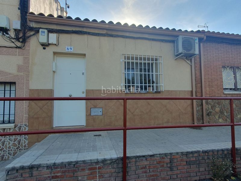 Foto ec5b16fd-1164-4e91-931e-ab8b071745f9. Casa aparellada amb calefacció a Las Mercedes - El Carmen Puertollano
