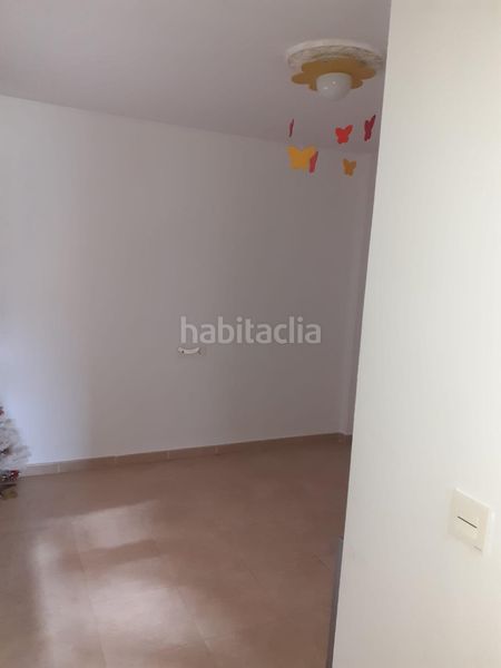 Foto fb7a7f2d-1872-456d-989c-34c1f4efdc01. Pis amb calefacció aparcament piscina a PAU 2-600 Puertollano