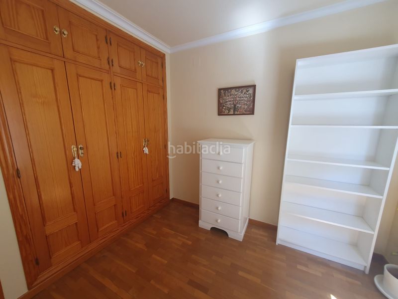 Foto c394ef9e-babe-40b1-a929-7019588a875a. Pis amb calefacció aparcament a Centro Puertollano