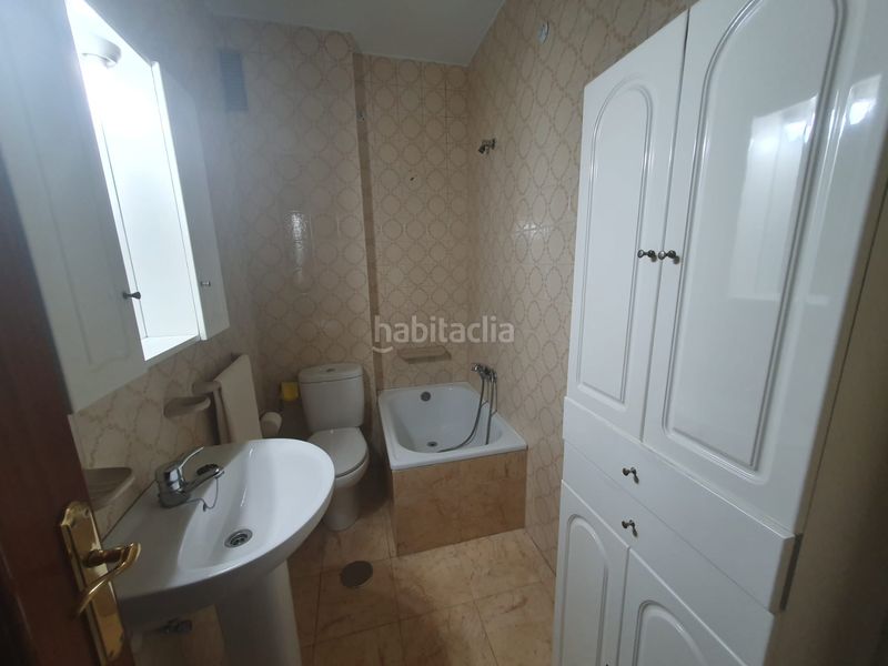 Foto 35984a23-4b9d-4a25-bd01-16f98000108c. Rent flat with heating in Centro Puertollano