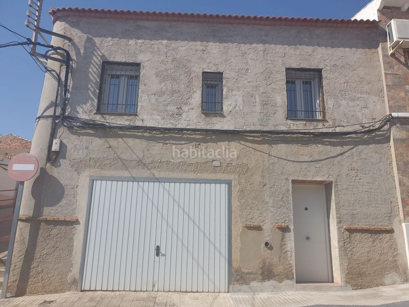Foto 8f55b908-f7cf-4162-9250-aa5003b969c6. Casa amb aparcament a Centro Puertollano