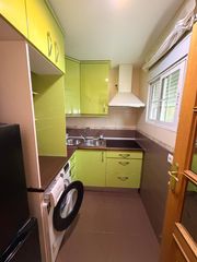 Rent Flat in PAU 2-600. Ref. b202. piso alquiler en zona proxima al recinto ferial