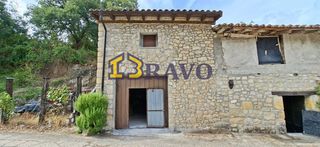 Maison à Trespaderne. Casita de piedra en pueblo pintoresco en la zona de trespaderne
