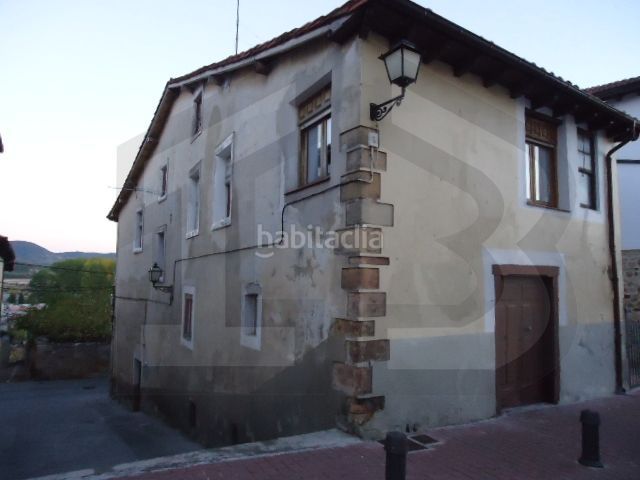 Foto a4c93096-929a-4359-ae78-2a58a2613b28. Casa a Medina de Pomar
