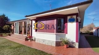 Casa a Medina de Pomar. Chalet en venta zona medina de pomar