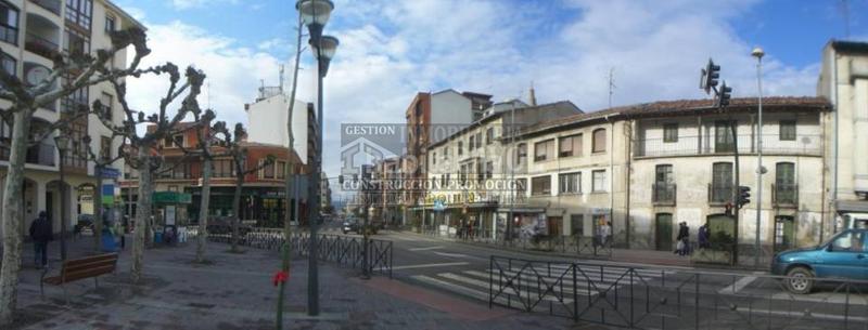 Foto 9c15ebd9-b38a-47f0-ae4d-87d37187a006. Location local commercial dans Medina de Pomar