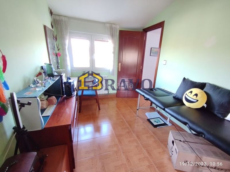 Foto 384081fd-ad76-4d25-bf25-735ef42f8341. Casa amb calefacció a Valle de Losa