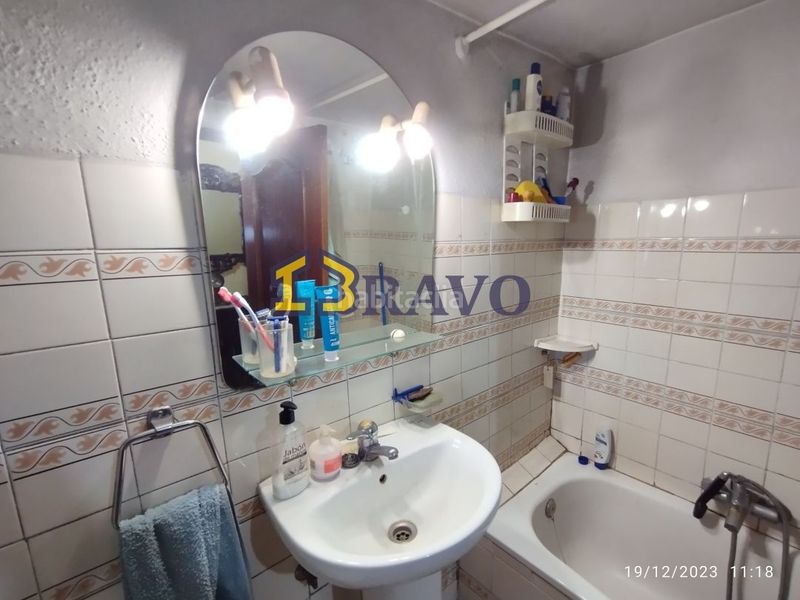 Foto bd38c49a-bd30-422b-8727-0324e7d939ea. Casa amb calefacció a Valle de Losa