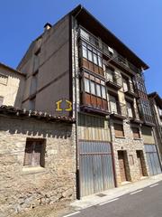 Appartement à Frías. Piso en venta en frias