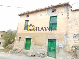 Maison à Trespaderne. Casa de piedra para reformar en venta en trespaderne