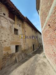 Maison à Cillaperlata. Casa en venta zona de trespaderne