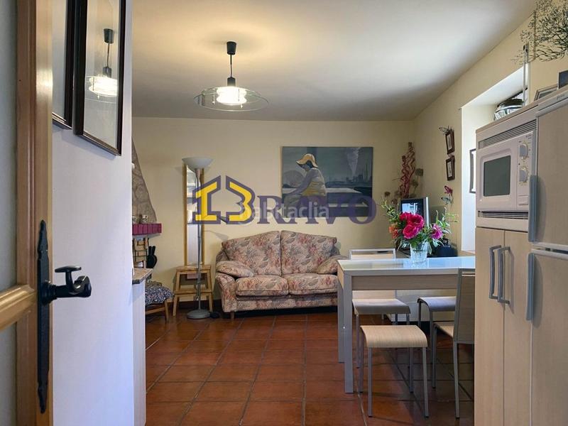 Foto 6e308978-48c1-4ab7-bb46-ef1928de9c29. Casa  en venta zona en Oña