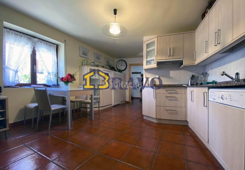 Foto eaead6a3-f366-4db3-b60c-9bdebf4d1a98. Casa  en venta zona en Oña
