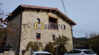 Casa en Merindad de Cuesta - Urria. Casa en venta zona medina de pomar