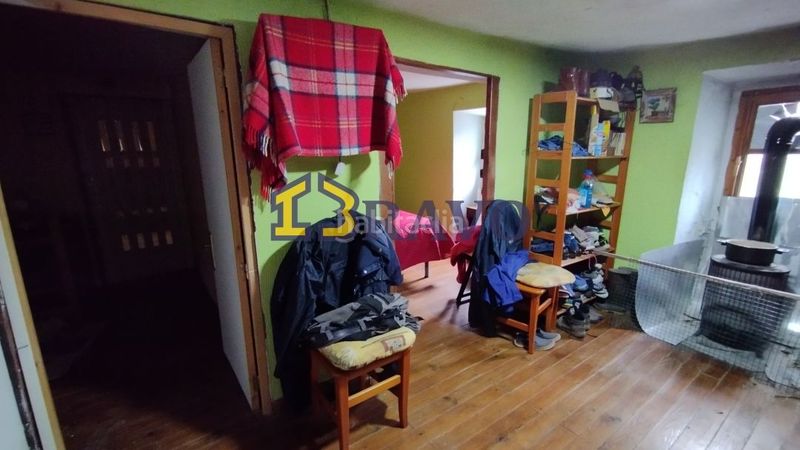 Foto 4ad4ec46-d26d-465f-baf2-9ea5ddee624d. Casa a Valle de Losa