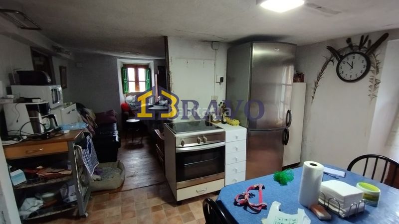 Foto d493fd3f-b109-4f3f-8b13-6ffe91cf8667. Casa a Valle de Losa