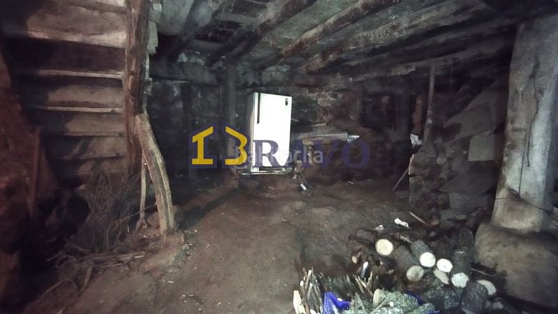 Foto 0a573970-9d3a-4785-ae60-ebeb9824f4c8. Casa a Junta de Traslaloma