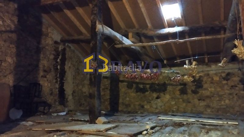 Foto 54a99738-35d3-4a71-85a9-b8fccf106b99. Casa a Junta de Traslaloma