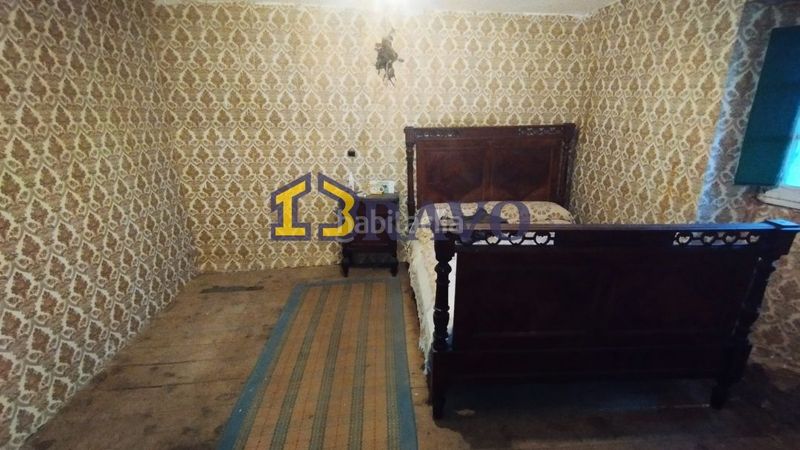 Foto a802064b-e386-4086-93d7-e98a23522932. Casa a Junta de Traslaloma