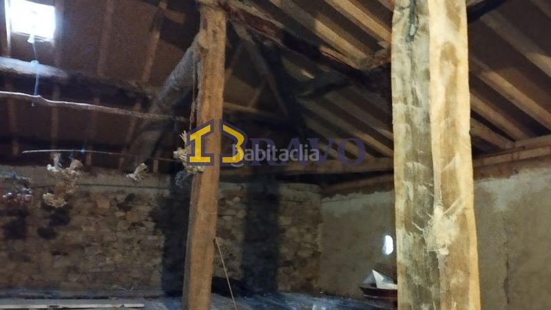 Foto e836c93d-1ef0-44f3-976a-d771e596e275. Casa a Junta de Traslaloma