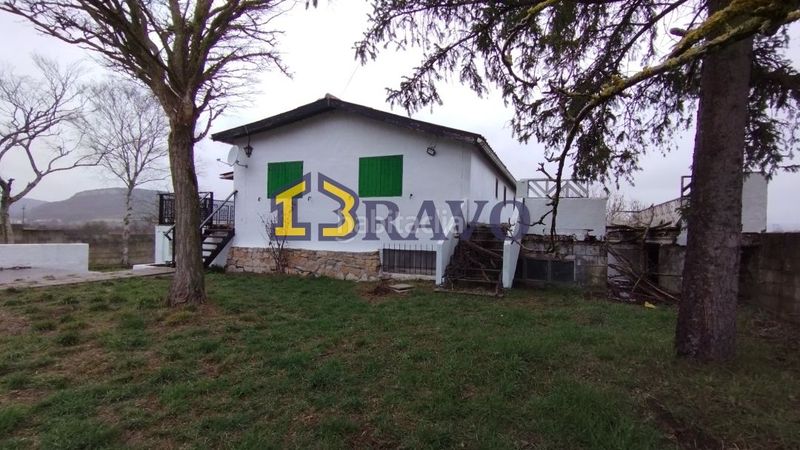 Foto 0e58bb65-f7a6-4fd7-adc7-bbcec4f5bbfe. Casa amb aparcament a Valle de Losa