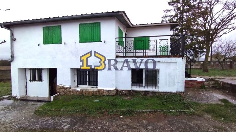 Foto 2fd3e242-2399-4cda-8200-1e2e275a8bf0. Casa amb aparcament a Valle de Losa