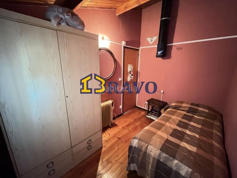 Foto 5a366dcf-cef6-4399-b277-534236080872. Casa amb aparcament a Valle de Losa