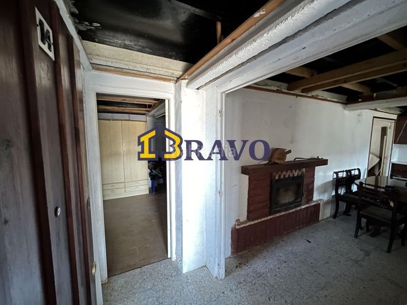 Foto 658c2c5e-6186-496b-a57f-52a8e8558ff1. Casa amb aparcament a Valle de Losa