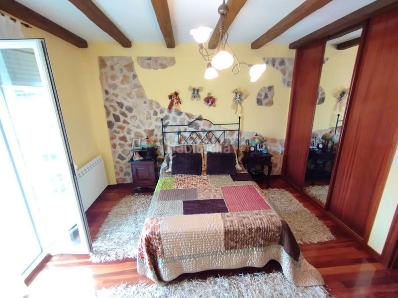 Foto cfbd6bf0-01c9-4e4b-897f-52115c02eadb. Casa amb calefacció aparcament a Medina de Pomar