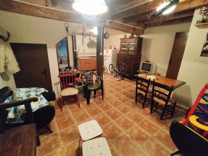 Foto 156a4faa-eb8c-4789-9ba7-6271117f14e6. Casa amb calefacció a Valle de Tobalina