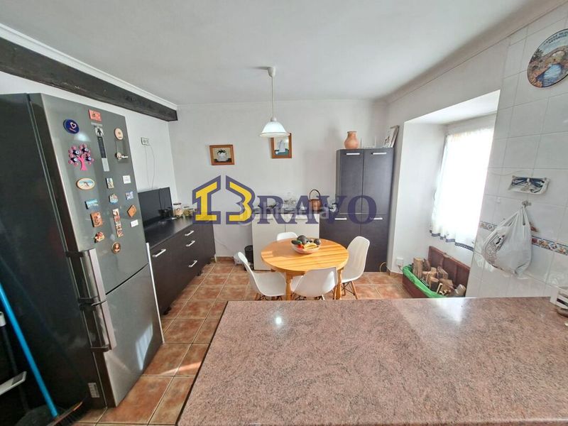 Foto 254e4bd6-4e5f-4981-8da5-c9656ce68b83. Casa amb calefacció a Valle de Tobalina