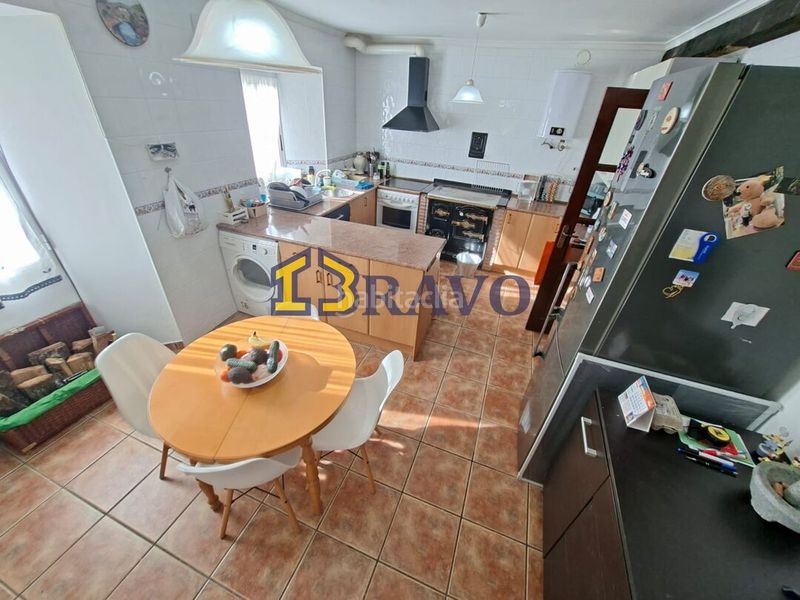 Foto 5ba81792-8114-43b5-b76f-924cfd1063bb. Casa amb calefacció a Valle de Tobalina