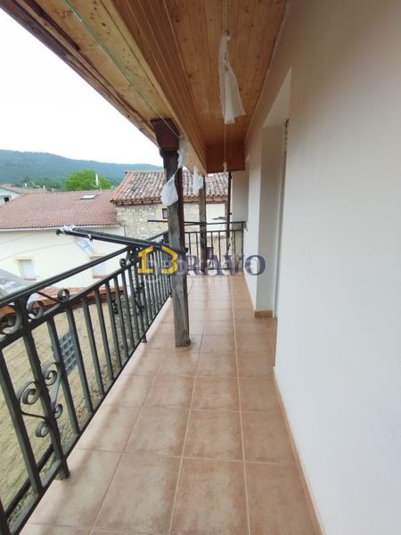 Foto 53eb9568-8429-4ae7-b6eb-3a2c5d3485ef. Casa amb calefacció a Medina de Pomar