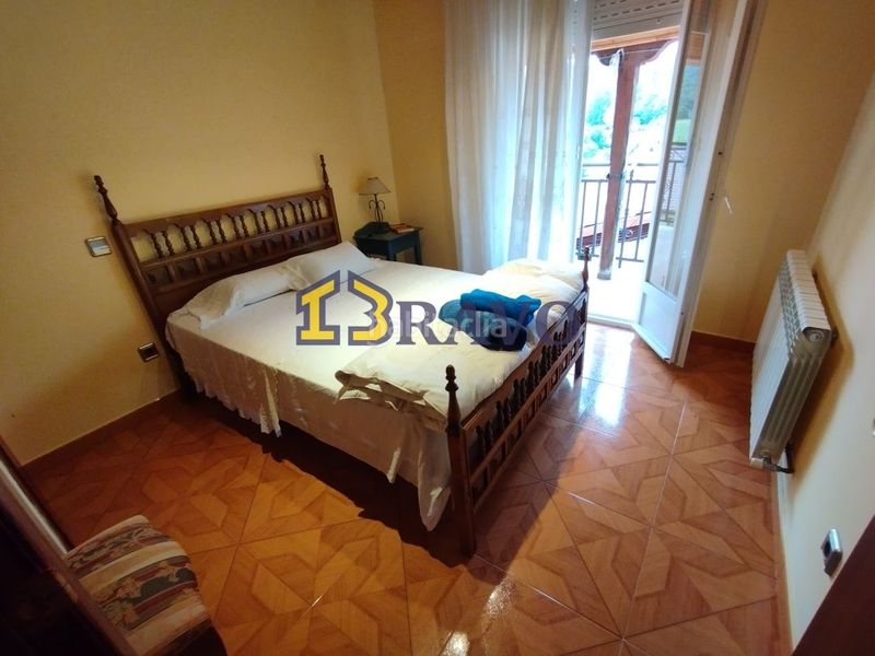 Foto 5a3b8db3-fa8e-4d0c-a352-db6b78ce77a6. Casa amb calefacció a Medina de Pomar