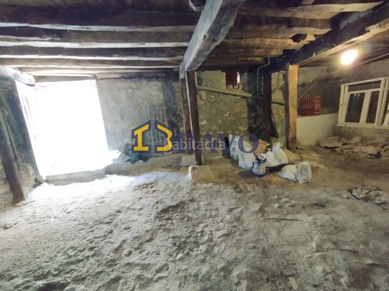 Foto 9534bb85-393e-432f-8e3e-8cfd0eb116b2. Casa amb calefacció a Medina de Pomar