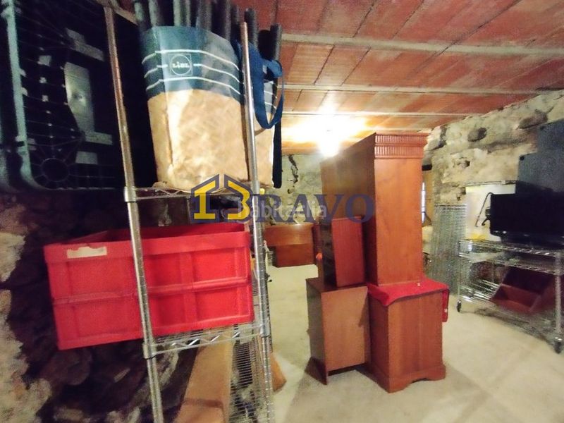 Foto a9ab5de0-fa89-44e3-a6b1-60a3f9cf000d. Casa amb calefacció a Medina de Pomar