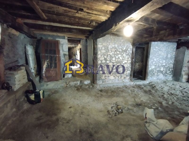 Foto aede6a88-e19a-4896-833c-9ca660b47f1a. Casa amb calefacció a Medina de Pomar