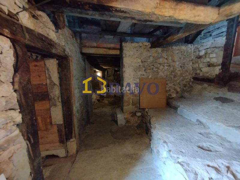 Foto b73088b4-e42b-45ba-b6ac-4dba60657aa0. Casa amb calefacció a Medina de Pomar