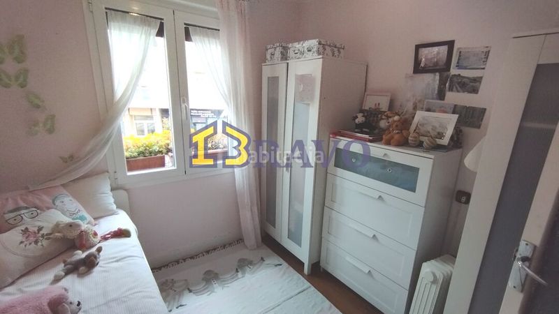 Foto f600f2f7-60d1-4e63-8140-ca21fdac64dd. Casa amb calefacció a Medina de Pomar