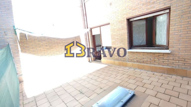 Foto 00b2caab-a10a-4582-a454-ea4764096639. Pis amb calefacció aparcament a Medina de Pomar