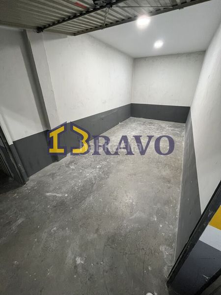 Foto 75a3cc9c-f950-4bc5-995e-7e2e95f304a5. Aparcament cotxe a Medina de Pomar