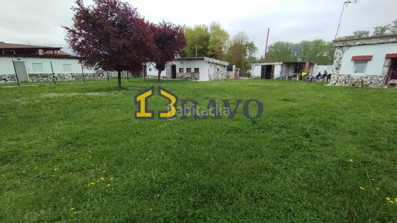 Foto ef2c11dc-4cab-47e4-abf7-223520e406e1. Casa amb piscina a Merindad de Cuesta - Urria